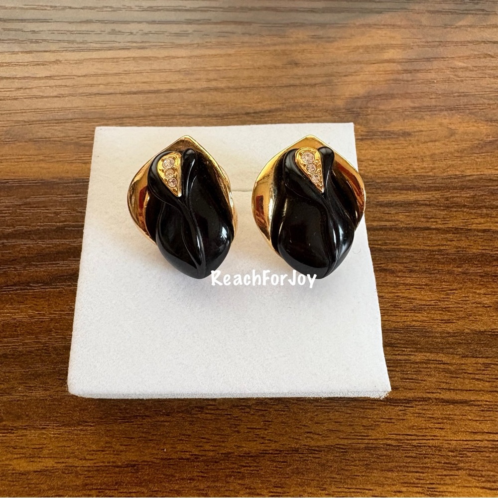 Vintage Avon KJL Earrings Black Rose Resin Rhinestone Gold Post Earrings